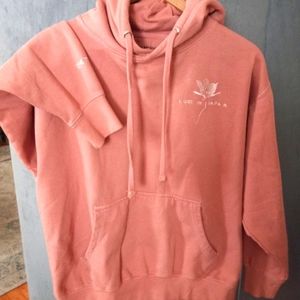 Sean Mendes "Lost in Japan" Tour Swearshirt. Size L